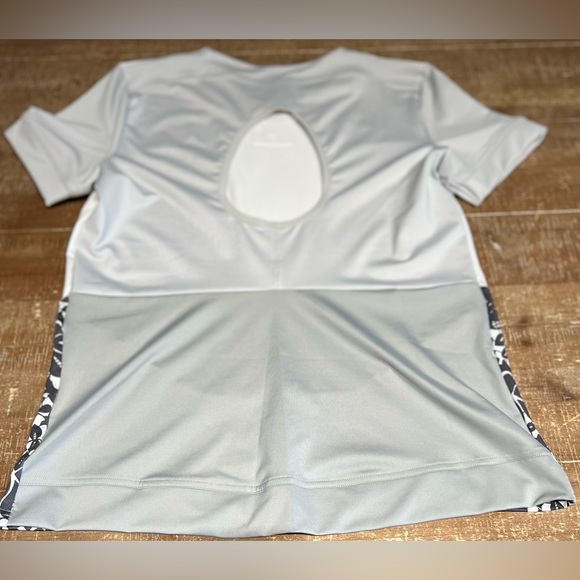 Stella McCartney- Adidas Barricade Australian Tee Activewear Cut Out on Back - Picture 8 of 11